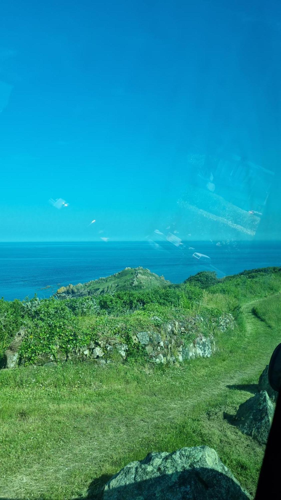 Villa Journeys End With Stunning Sea Views From The Headland Coverack Esterno foto
